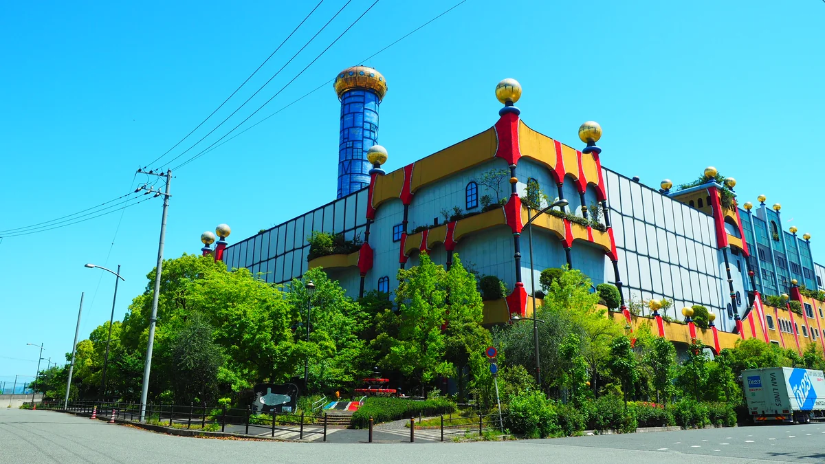 投稿写真：奇想奇天烈な建物