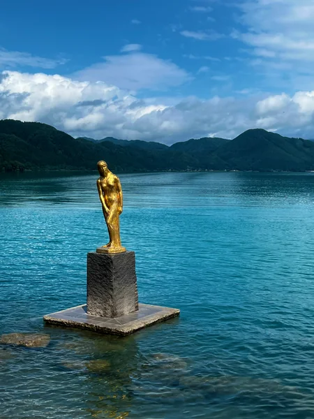 投稿：田沢湖　たつこ像