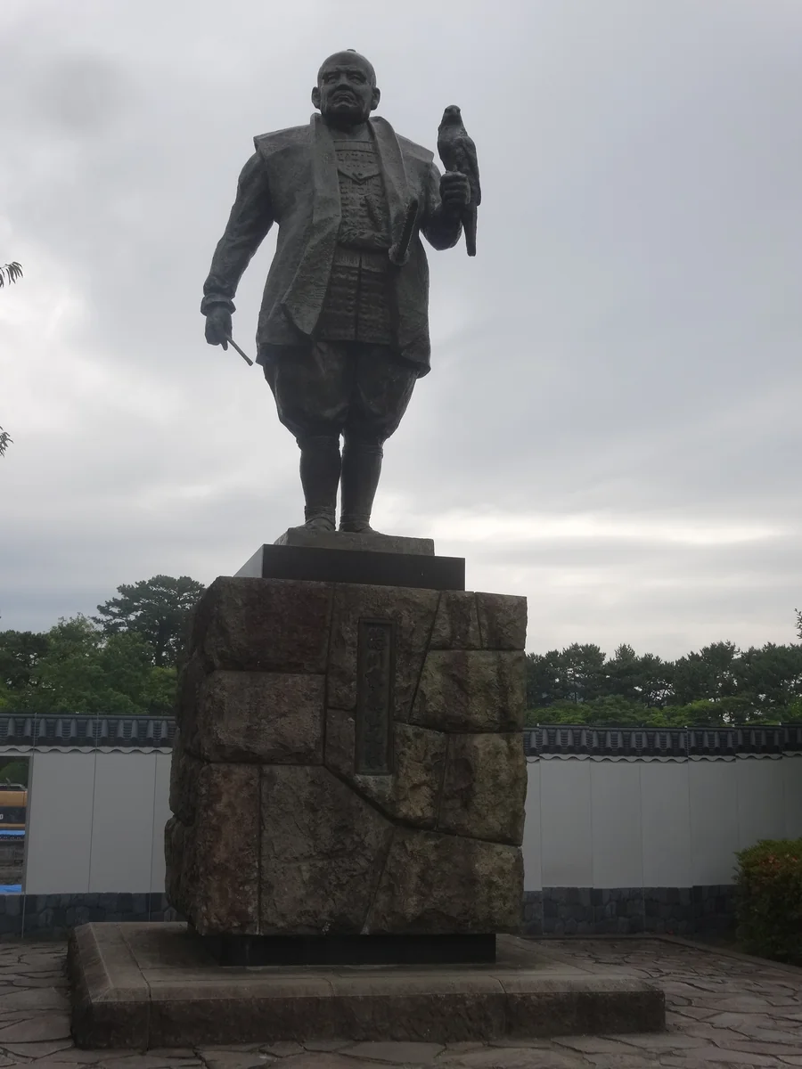 投稿写真：『徳川家康公銅像』＼駿府城公園