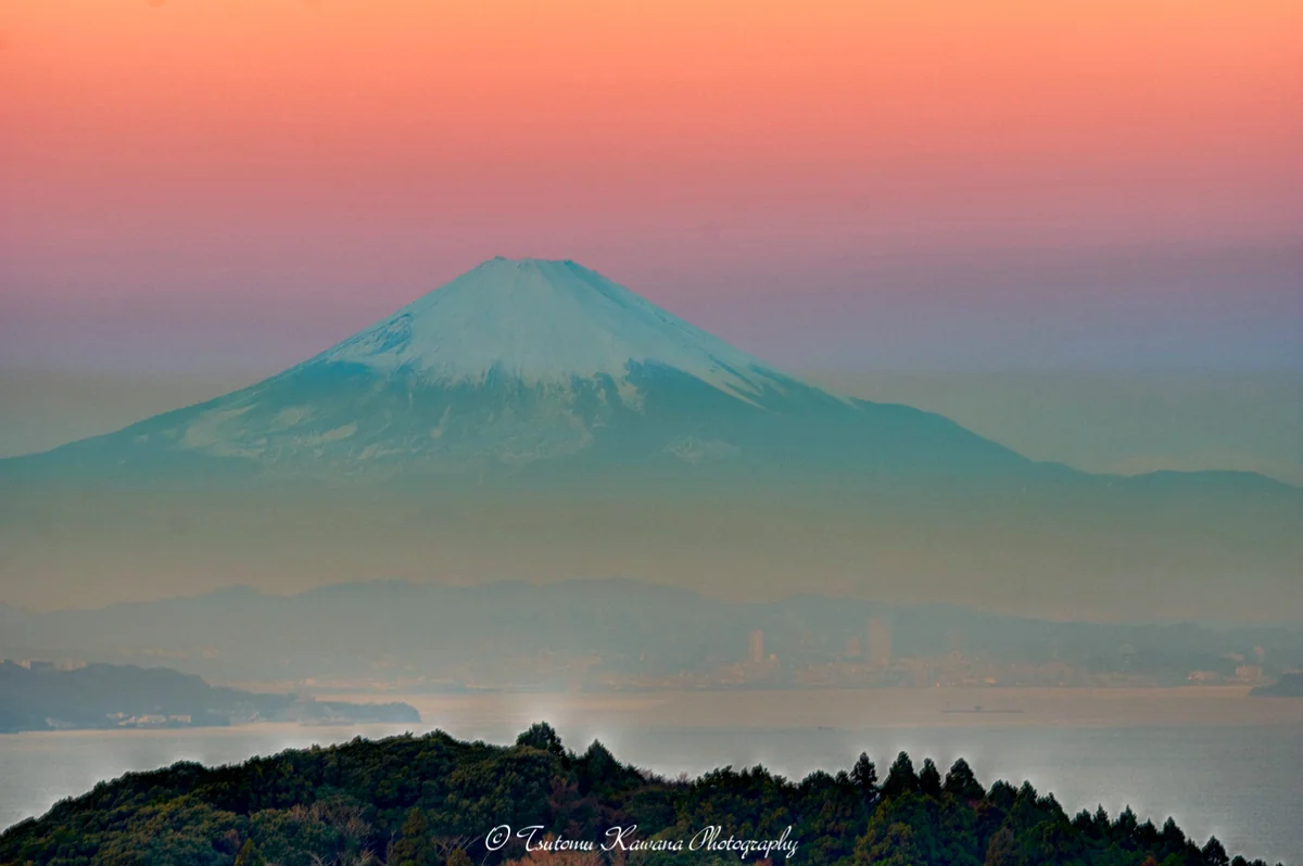 投稿写真：朝の房総富津市から、ヴィーナスベルト富士景