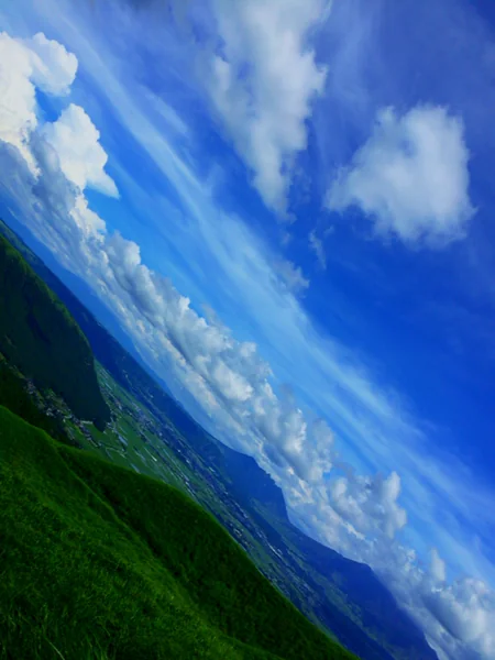 投稿：iPhone越しの世界