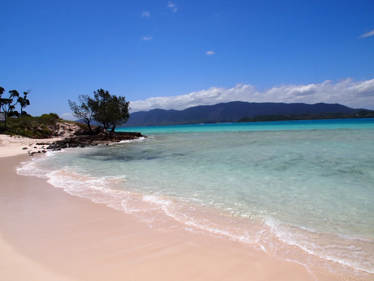 投稿写真：ニューカレドニア　グリーン島の海のグラデーション