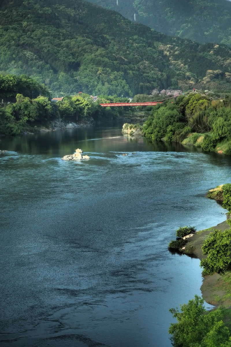 投稿写真：四国　吉野川の流れ