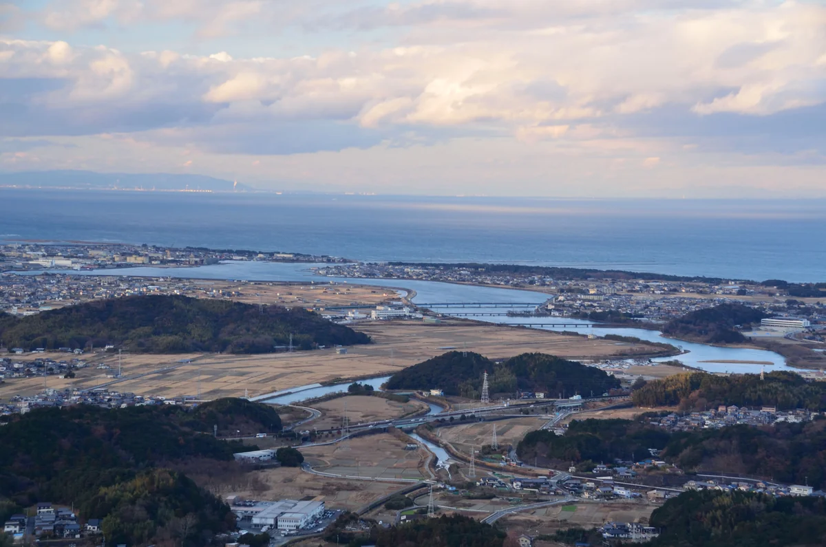 投稿写真：伊勢湾と五十鈴川