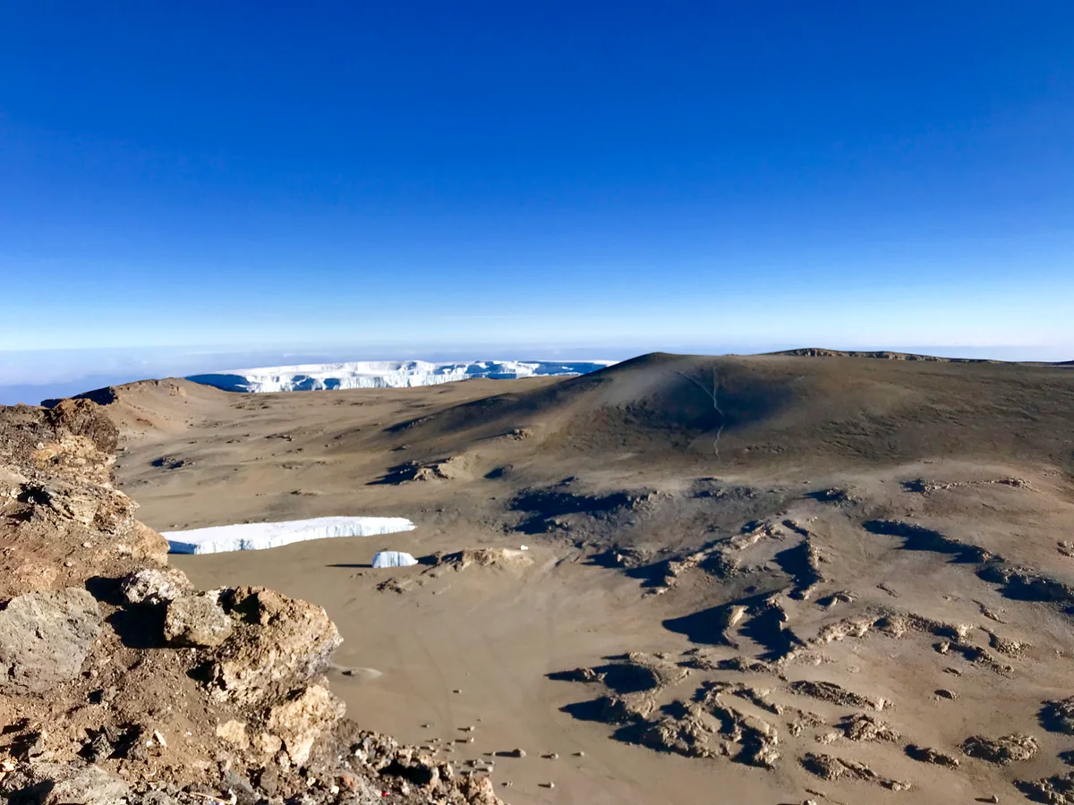 投稿写真：キボ峰のカルデラ