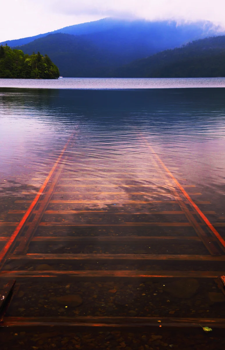 投稿写真：湖底線路