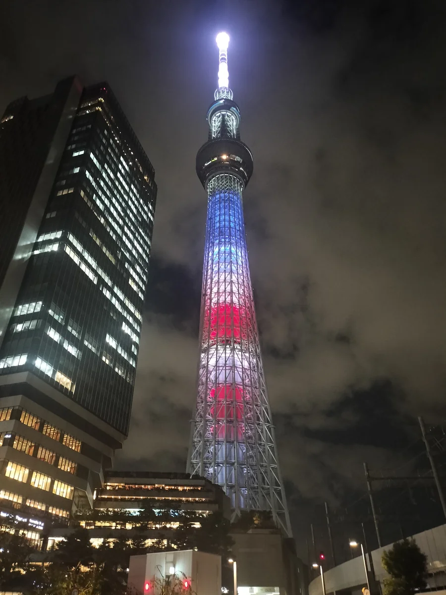 投稿写真：星条旗イメージのスカイツリー
