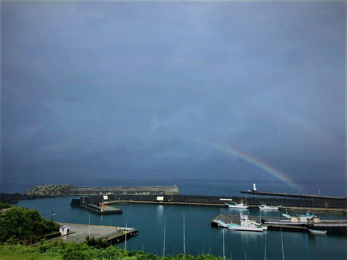 投稿写真：虹の匂いがする島