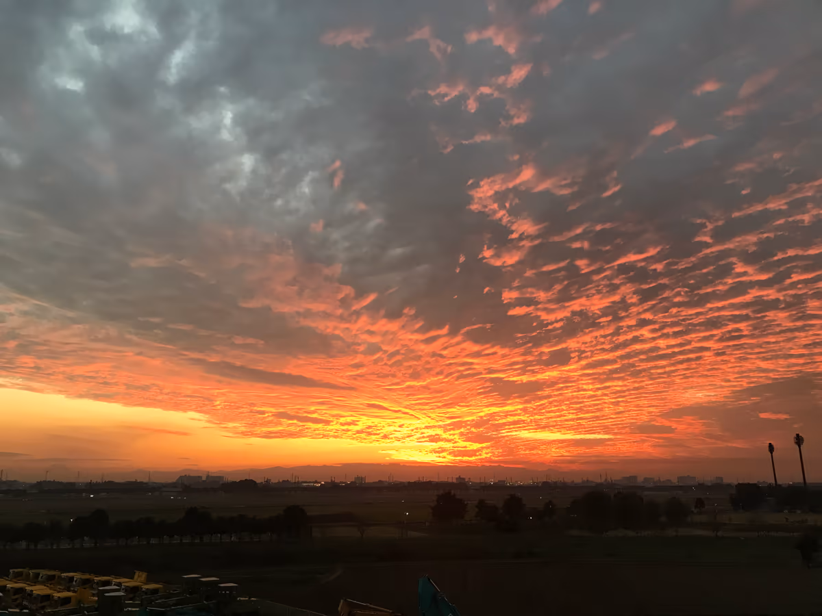 投稿写真：燃える空