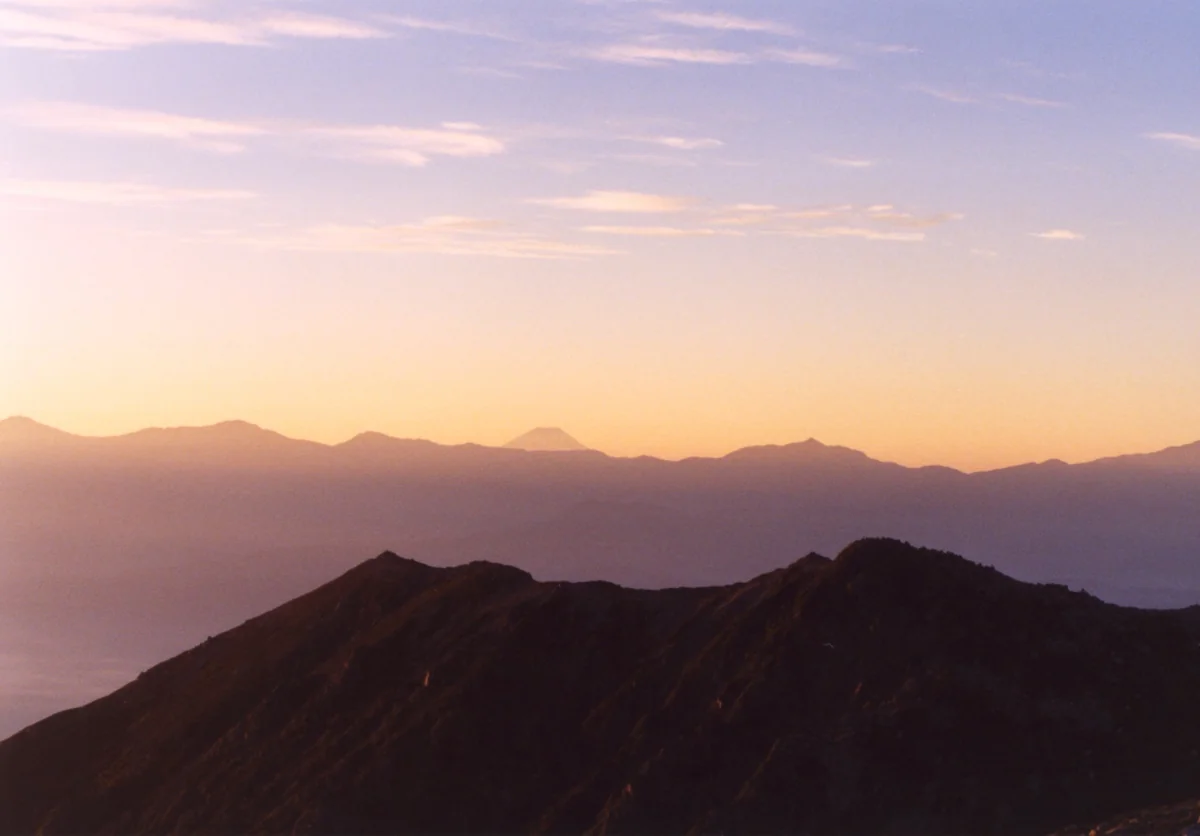 投稿写真：朝の南アルプスと富士山