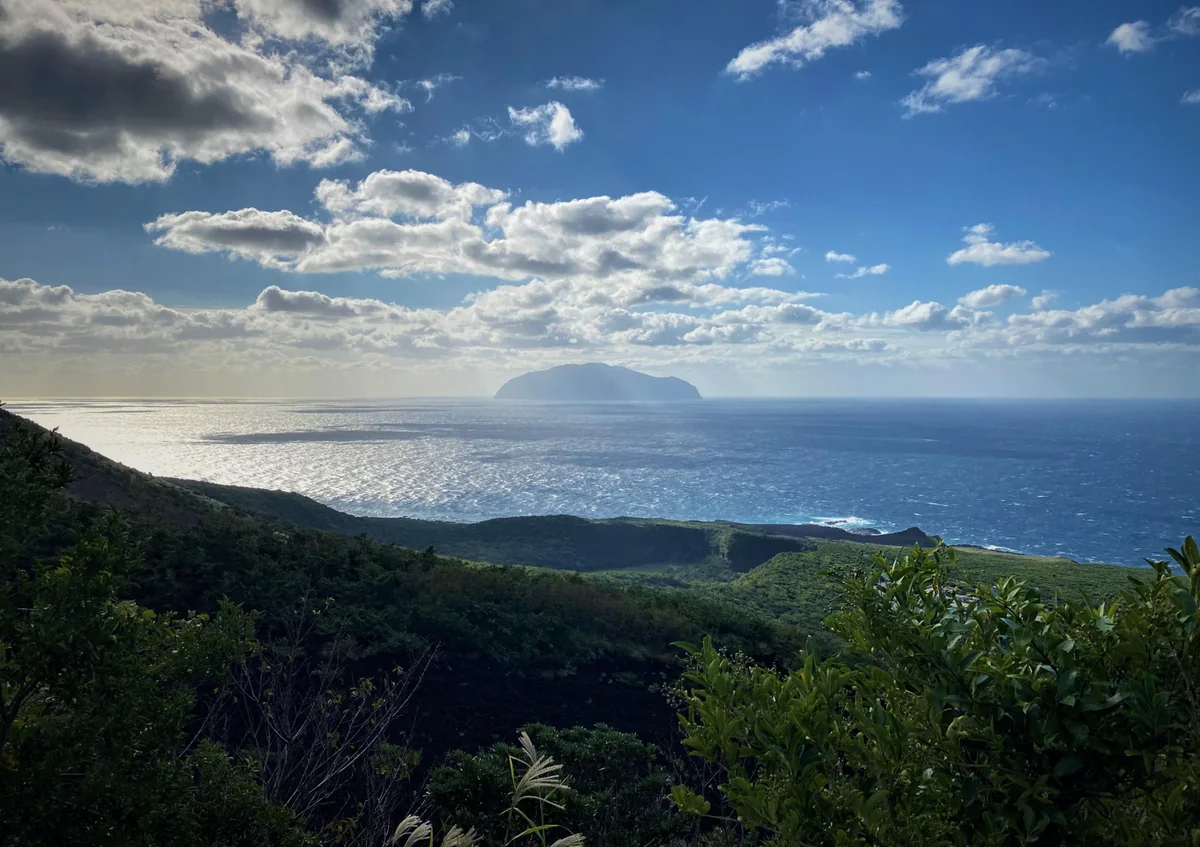 投稿写真：御蔵島と新澪池跡