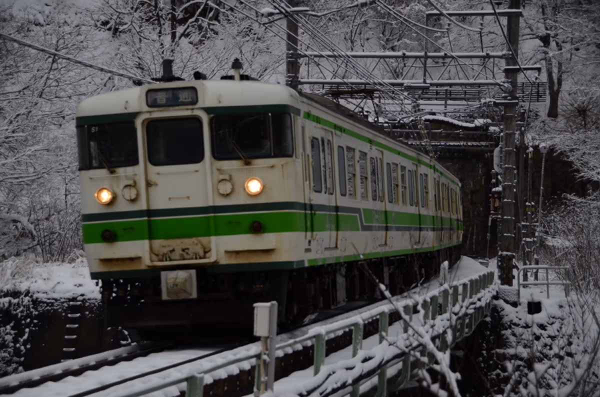 投稿写真：雪国を走る