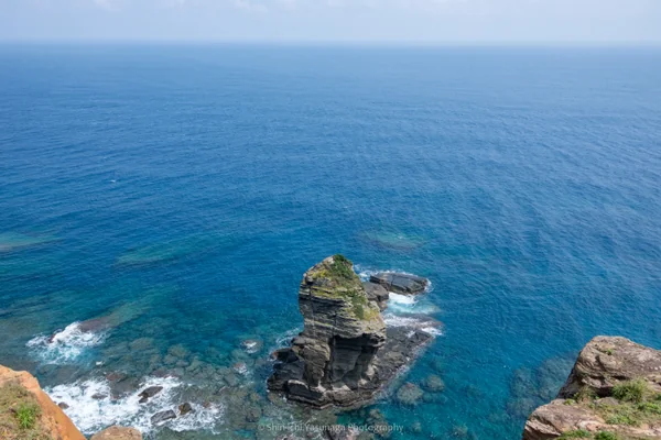 投稿：青い海の巨岩・立神岩