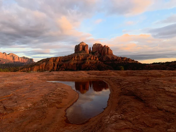 投稿：Cathedral Rock の夕暮れ