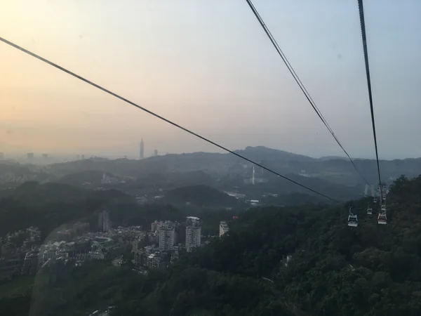 投稿：猫空ゴンドラと台北１０１