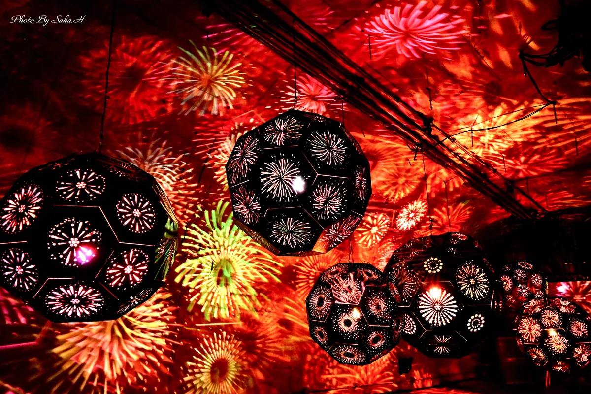 投稿写真：光のトンネル