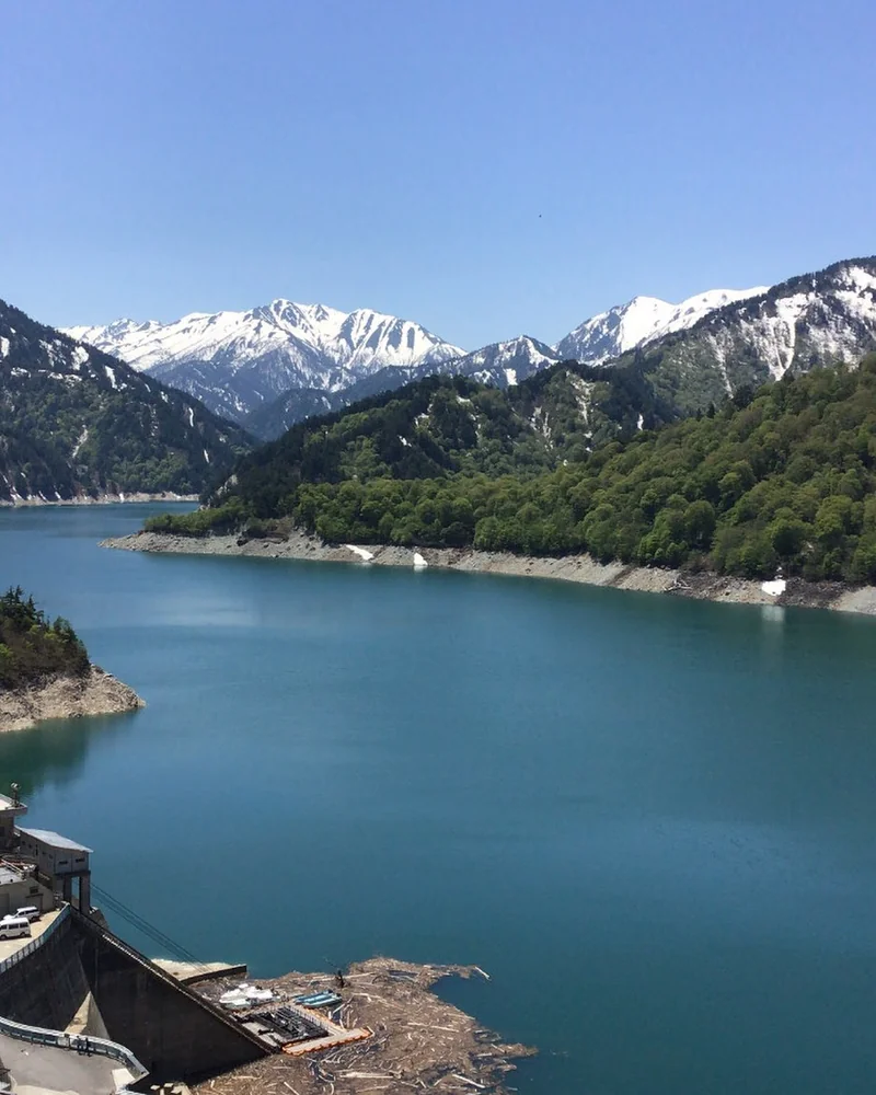 投稿写真：黒部湖と北アルプス