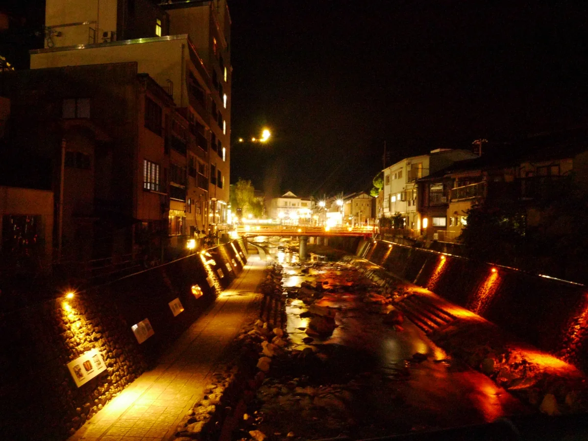 投稿写真：湯村温泉のライトアップ夜景