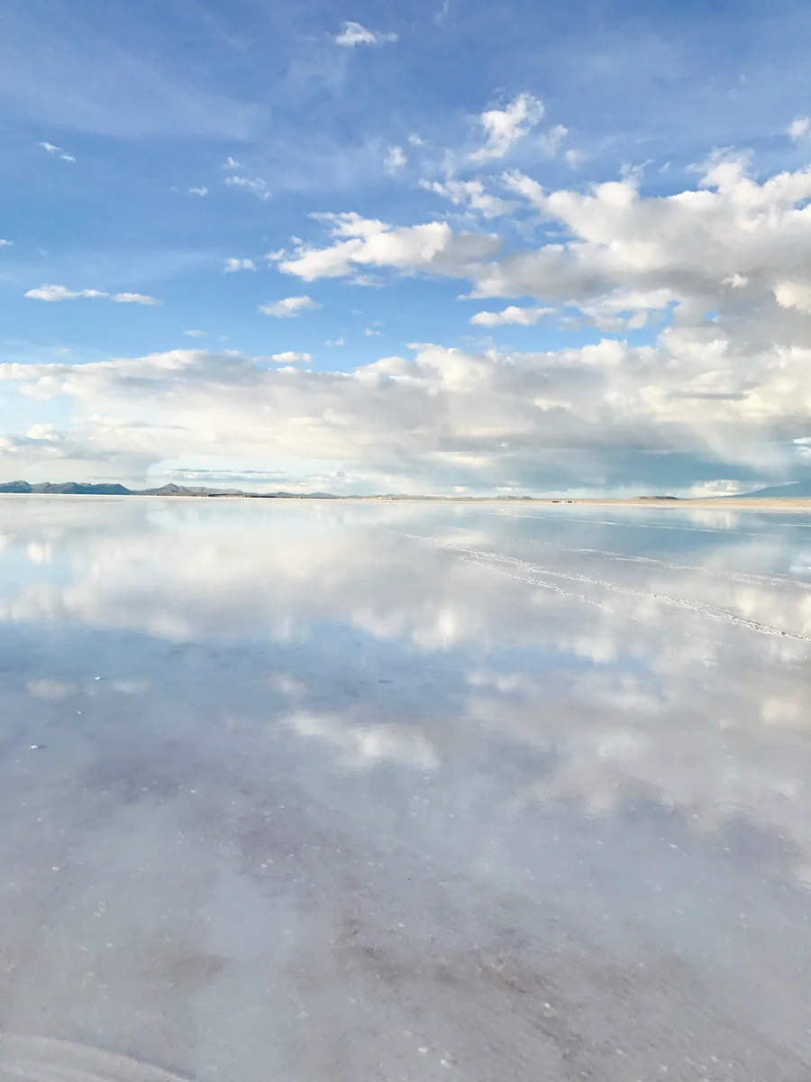 投稿写真：鏡張りのウユニ