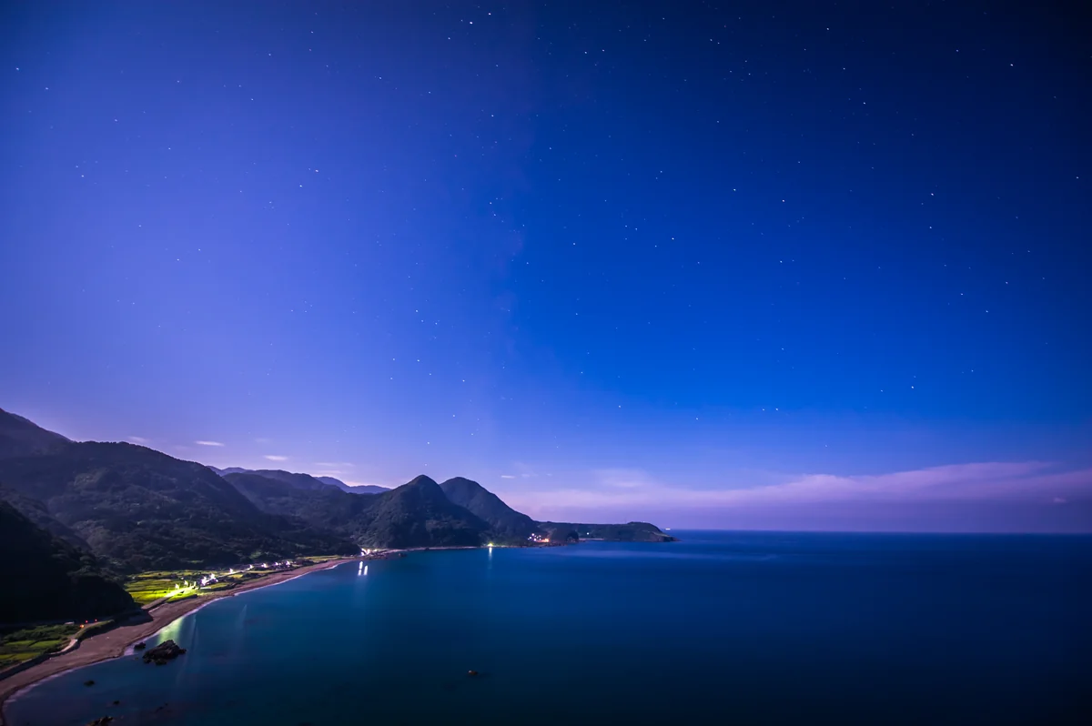 投稿写真：明るい月夜