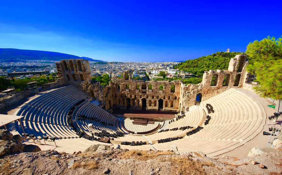 投稿写真：夏のアクロポリスから見た イロド・アティコス音楽堂