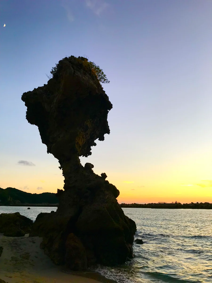 投稿写真：孤独に耐えるりんご岩