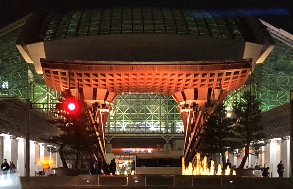 投稿写真：夜の金沢駅