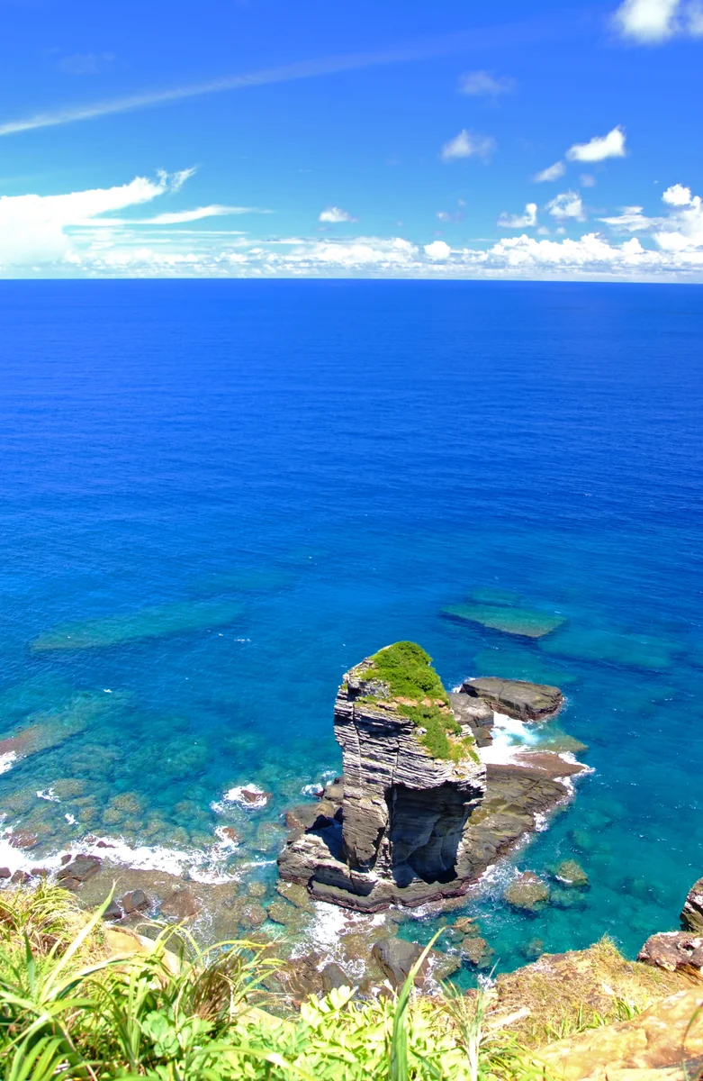 投稿写真：神おわす岩