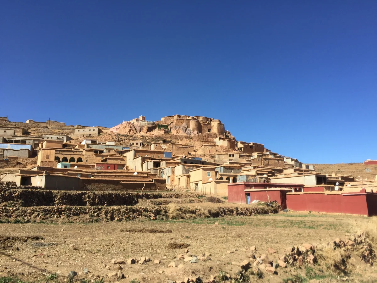 投稿写真：遠い国の村