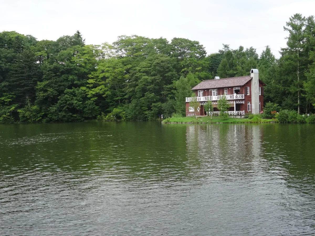 投稿写真：『塩沢湖畔での静寂』＼軽井沢タリアセン