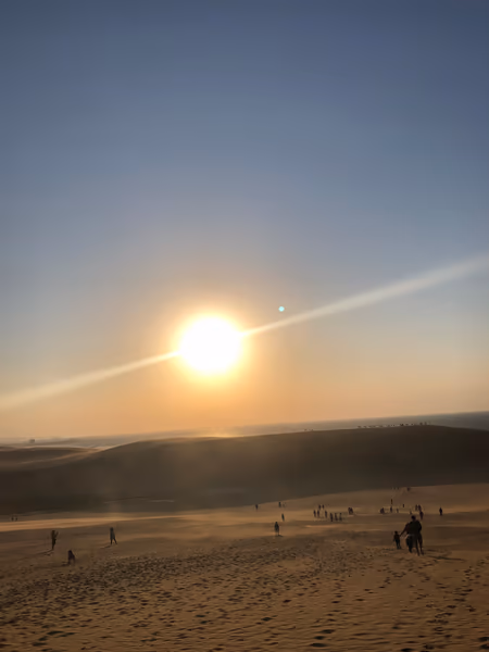 投稿：鳥取砂丘と夕陽