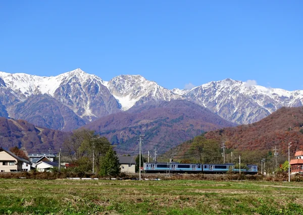 投稿：北アルプス白馬三山と大糸線