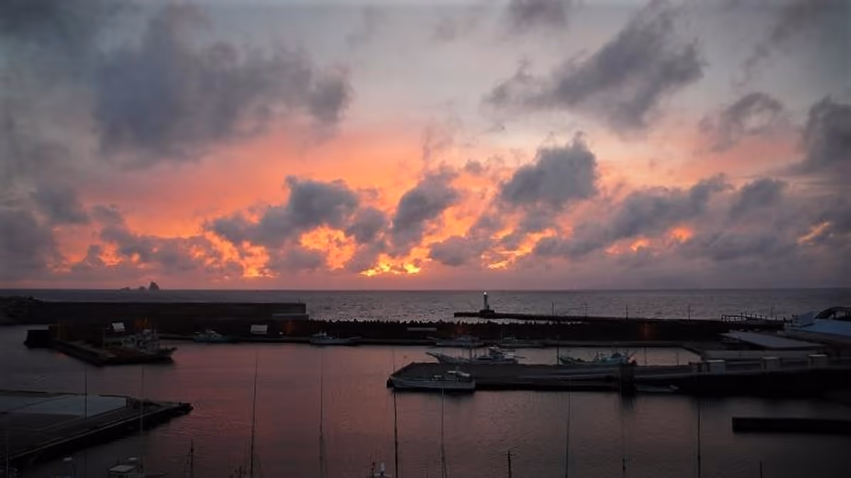 投稿写真：ペールな空