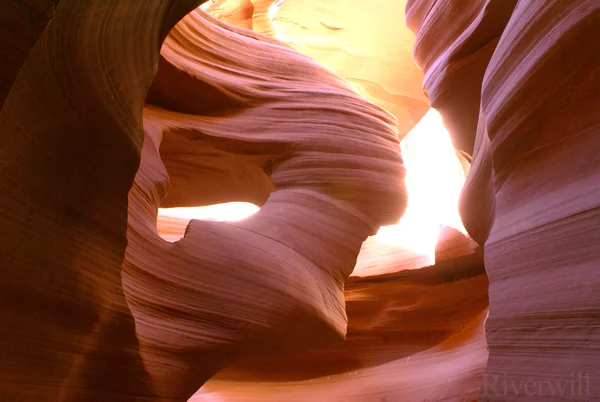 投稿：オウアー・アンテロープ・キャニオン