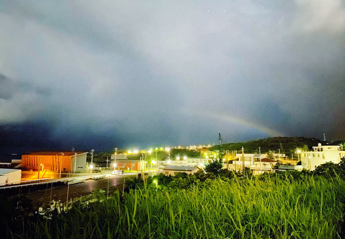 投稿写真：夜の虹