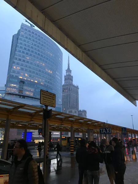 投稿：ワルシャワと文化科学宮殿