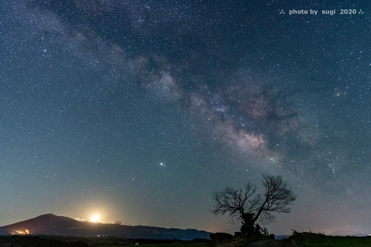 投稿写真：月明かりと天の川