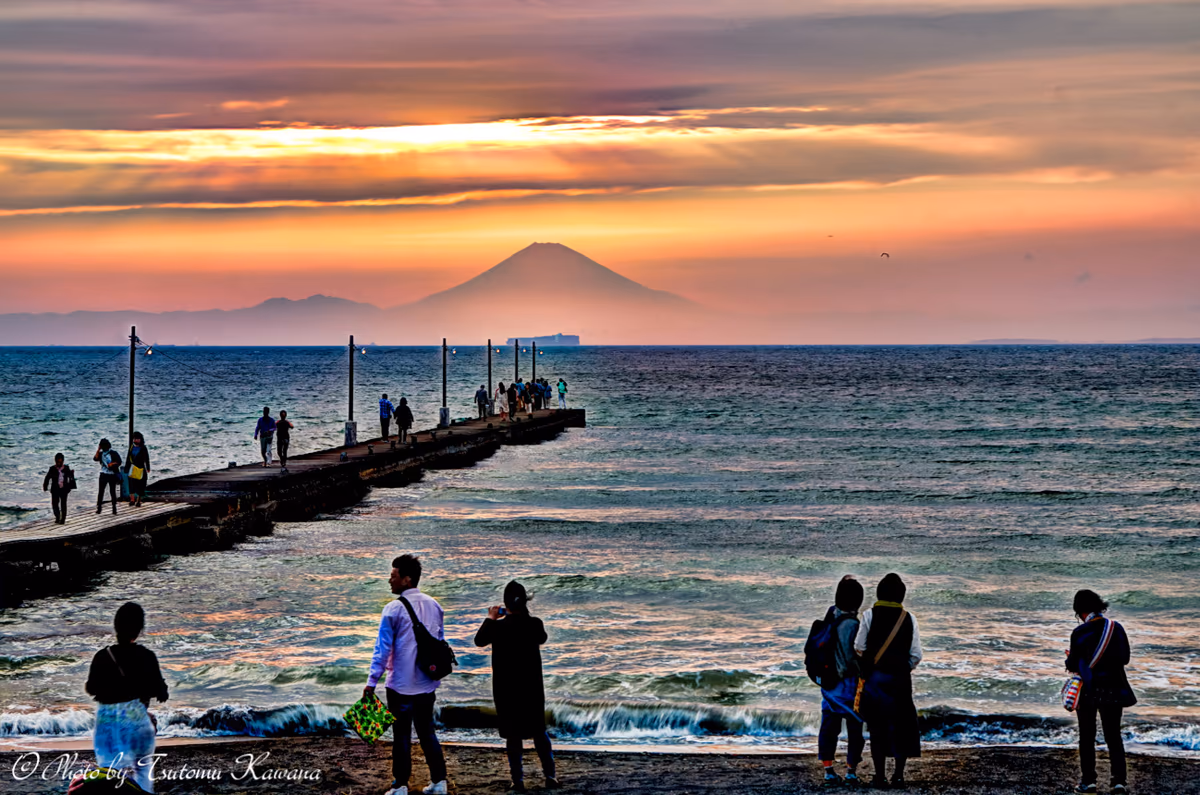 投稿写真：南房総絶景ツアーの皆さん、夕富士に感動～！