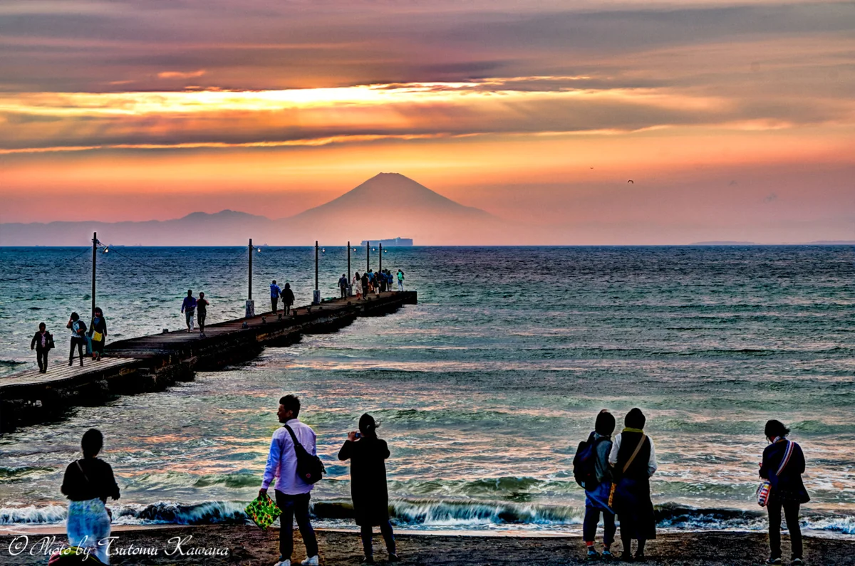 投稿写真：南房総絶景ツアーの皆さん、夕富士に感動～！