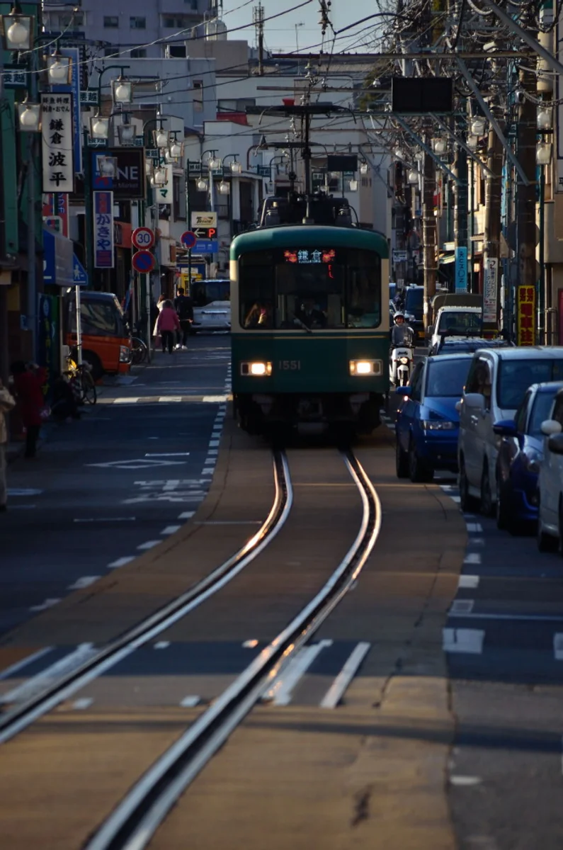 投稿写真：そこのけそこのけ列車が通る