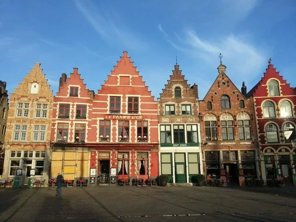 投稿：ブルージュのマーケット広場