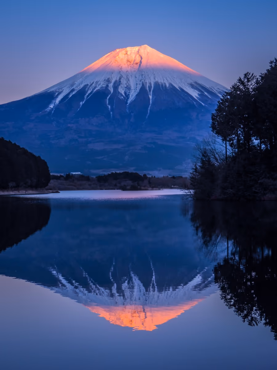 投稿写真：紅富士のリフレクション