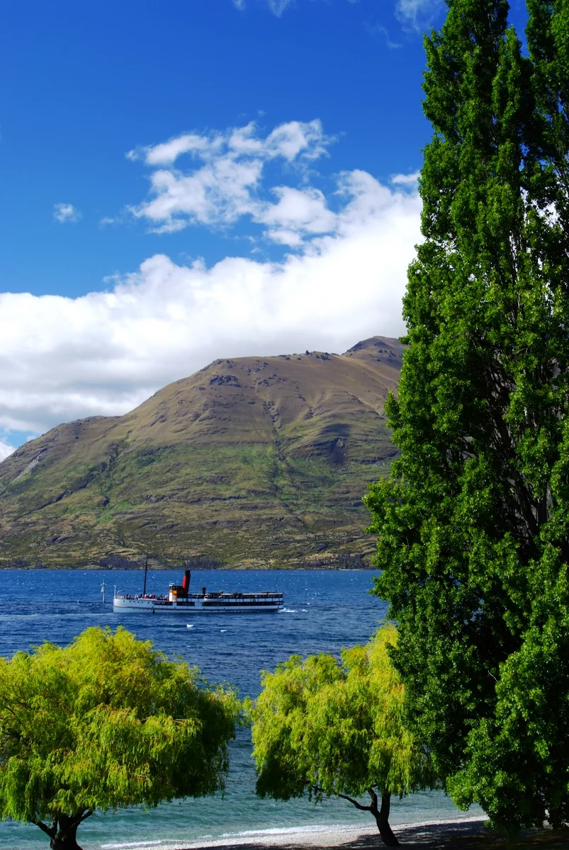 投稿写真：ワカティプ湖の女王に敬礼！