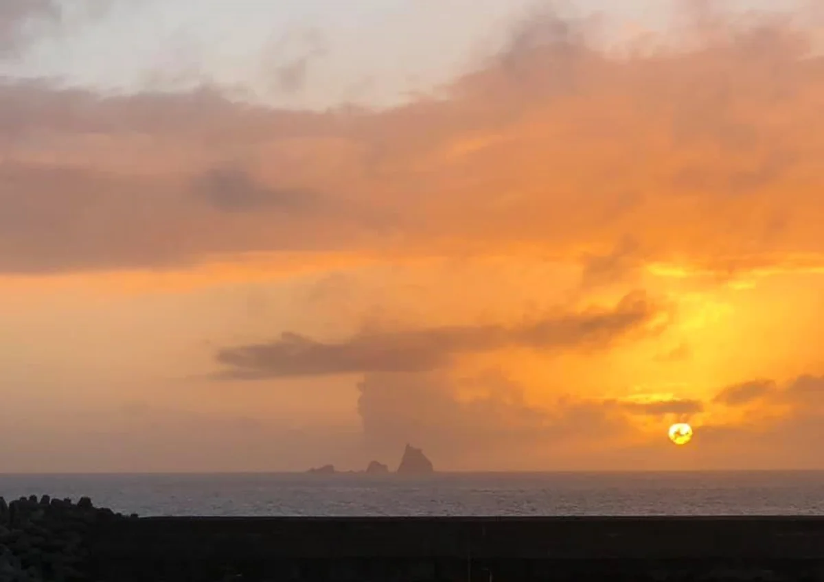 投稿写真：水彩絵の具のような空