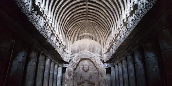 投稿：世界遺産  エローラ石窟群