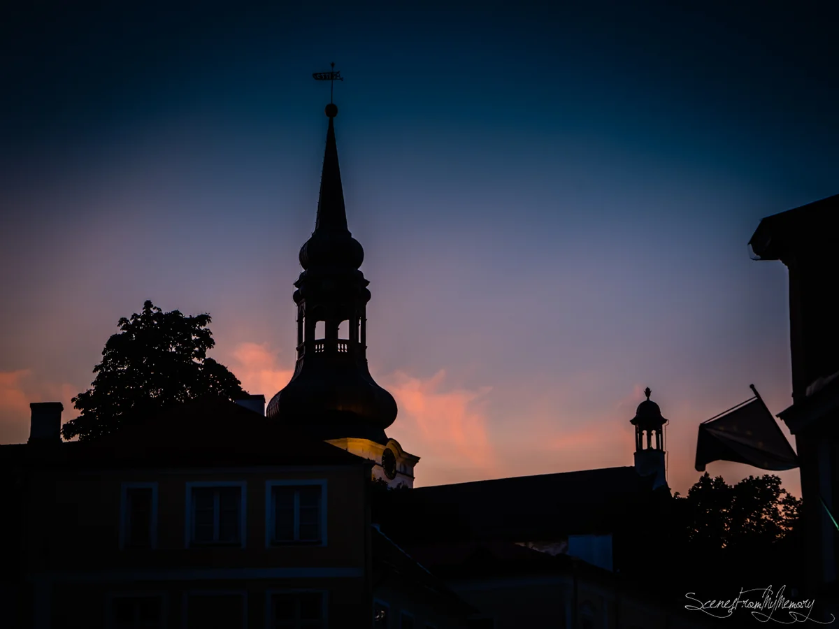 投稿写真：Spire at dusk
