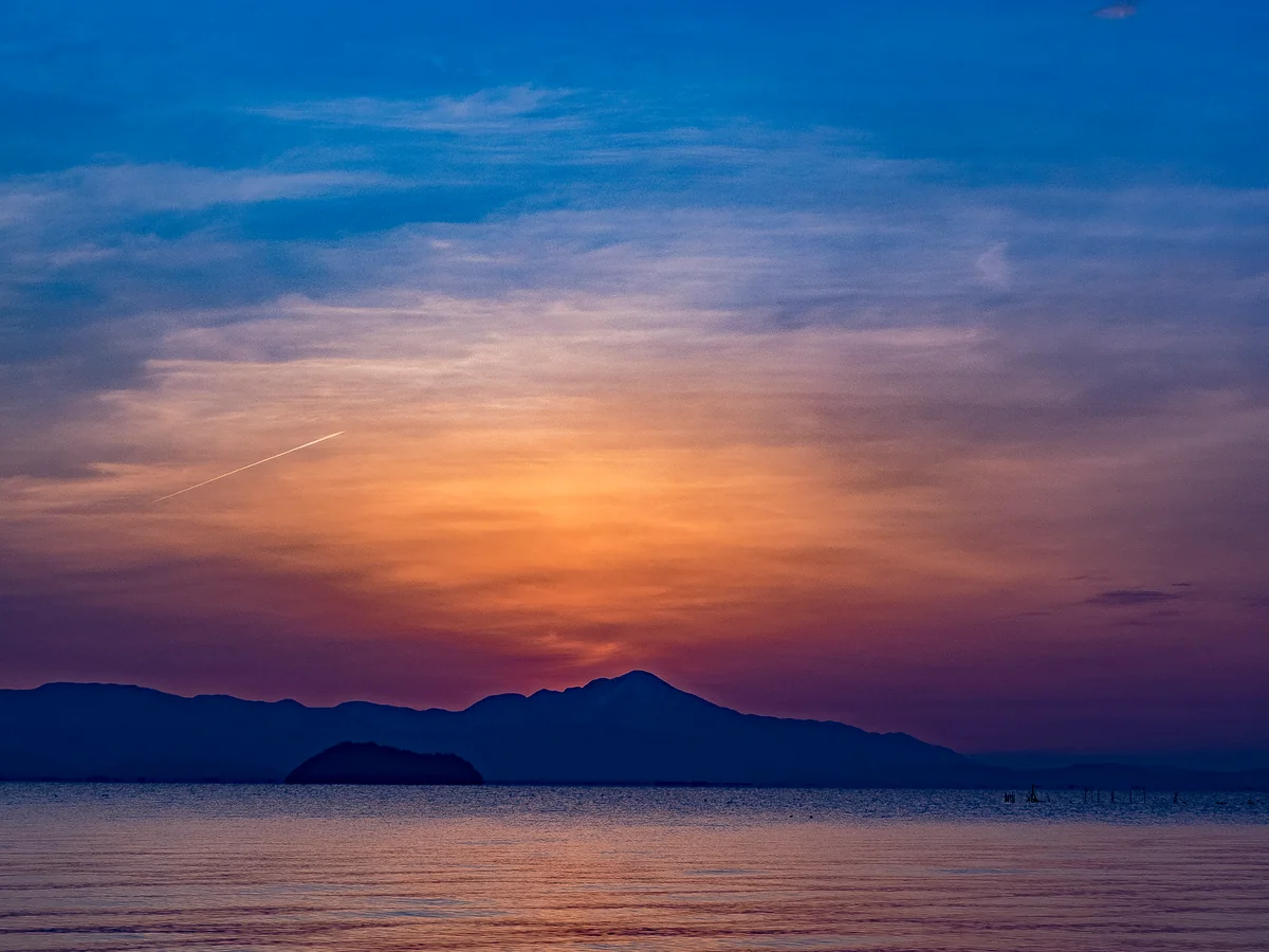 投稿写真：黎明春の伊吹山