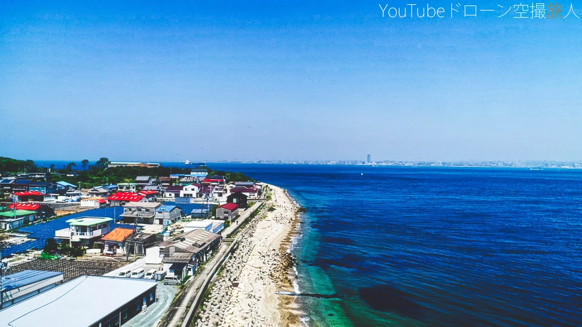 投稿写真：淡路島・明石海峡大橋のドローン空撮。兵庫県淡路市