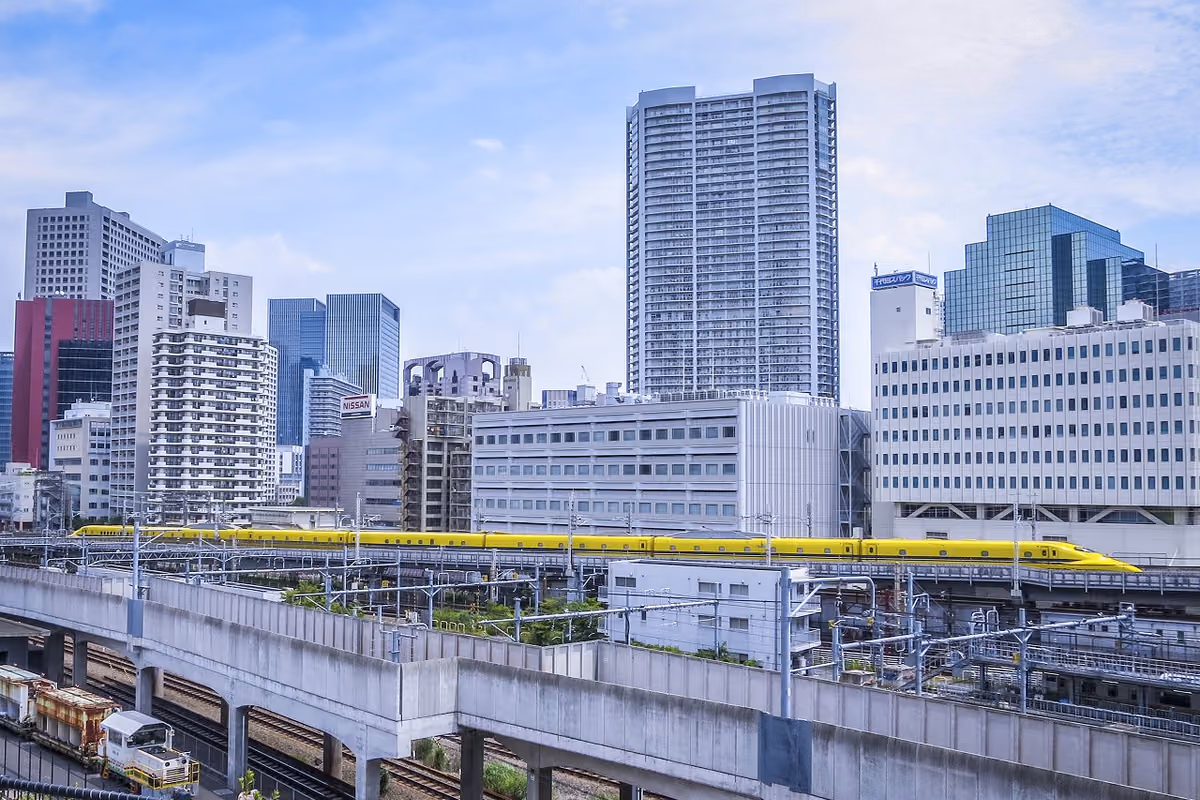 投稿写真：回送線を東京駅に向かうドクターイエロー②