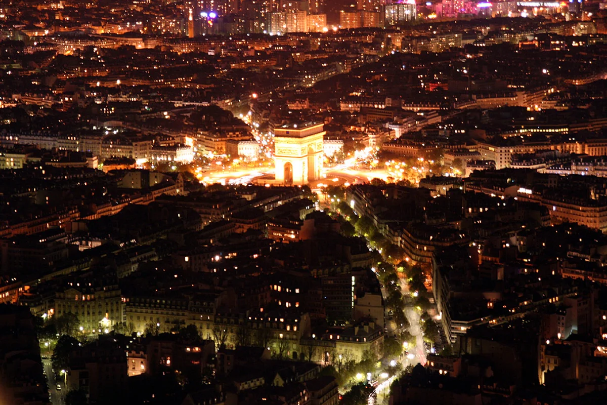 投稿写真：エッフェル塔から撮影したパリの夜景